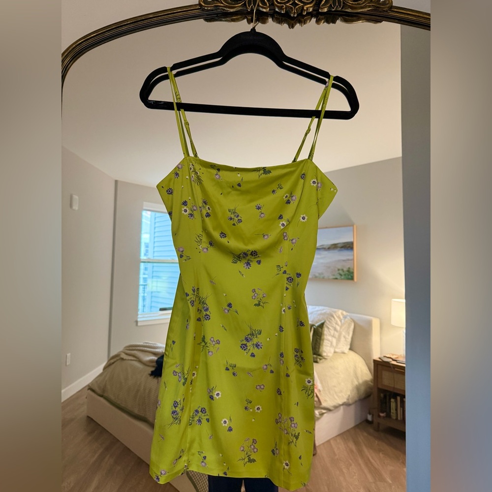 Aritzia Sunday Best satin mini dress size 6